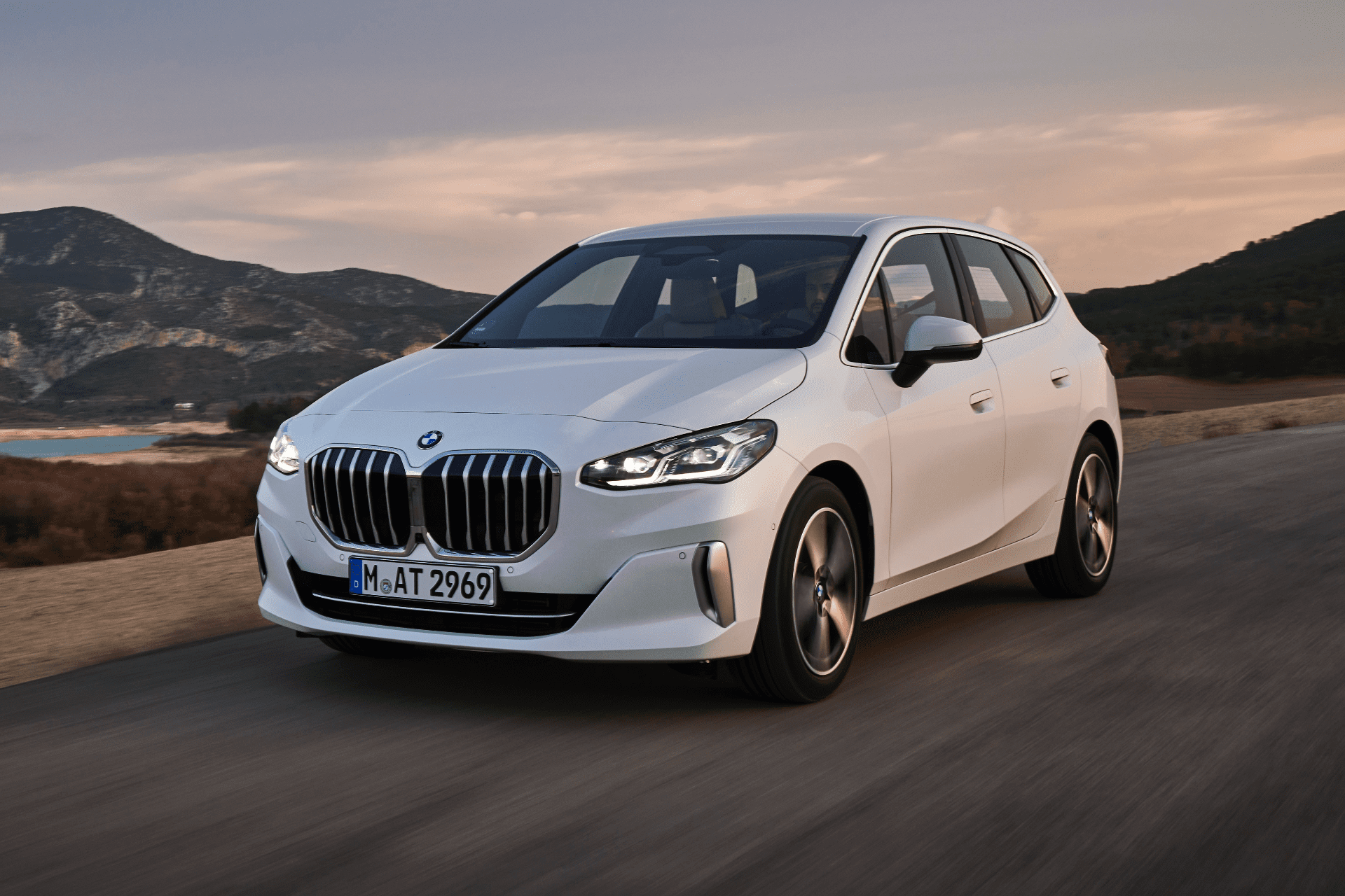 가솔린 엔진 얹은 BMW 2시리즈 액티브 투어러 국내 판매 개시