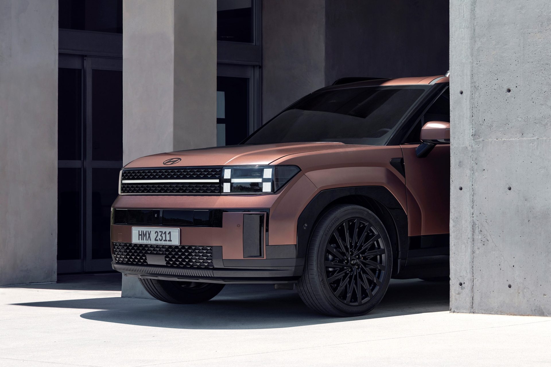 갤로퍼 이미지 담아 ‘각타페’로 변신 – 현대자동차, 5세대 싼타페 디자인 공개