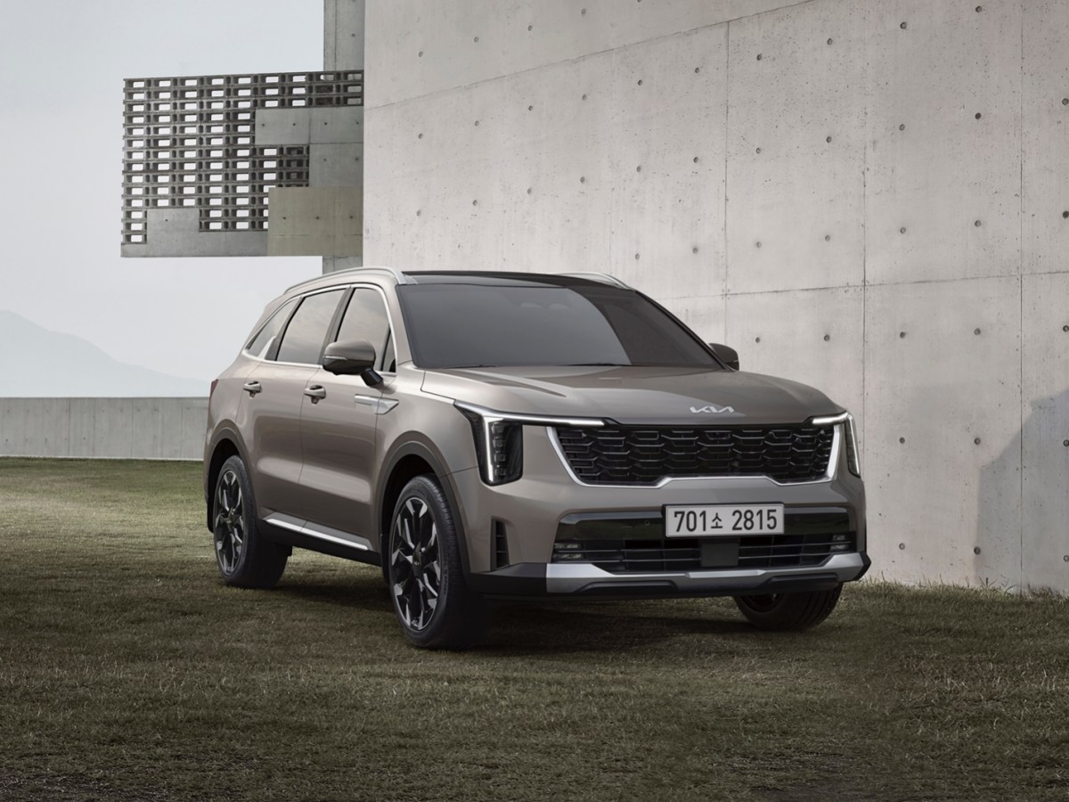 기아, 실내외 디자인 크게 바뀐 ‘더 뉴 쏘렌토’ 디자인&nbsp;공개