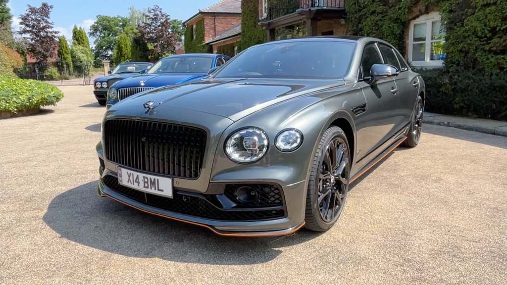 [영상 – 영국 현지 시승] 벤틀리 플라잉 스퍼 S – 안락함은 기본, 스포티한 스타일이&nbsp;매력!