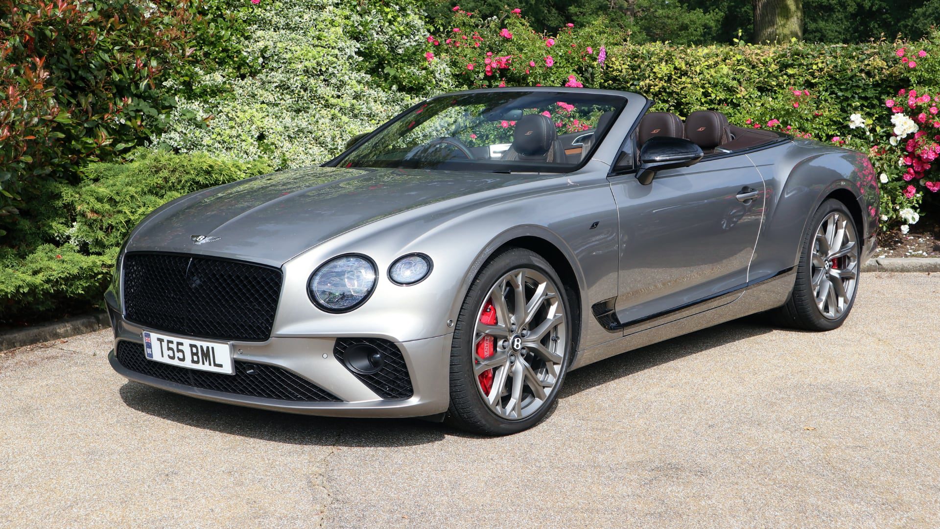 [영상 – 영국 현지 시승] 벤틀리 컨티넨탈 GT C S – 그랜드 투어링 컨버터블의 진정한 매력은?