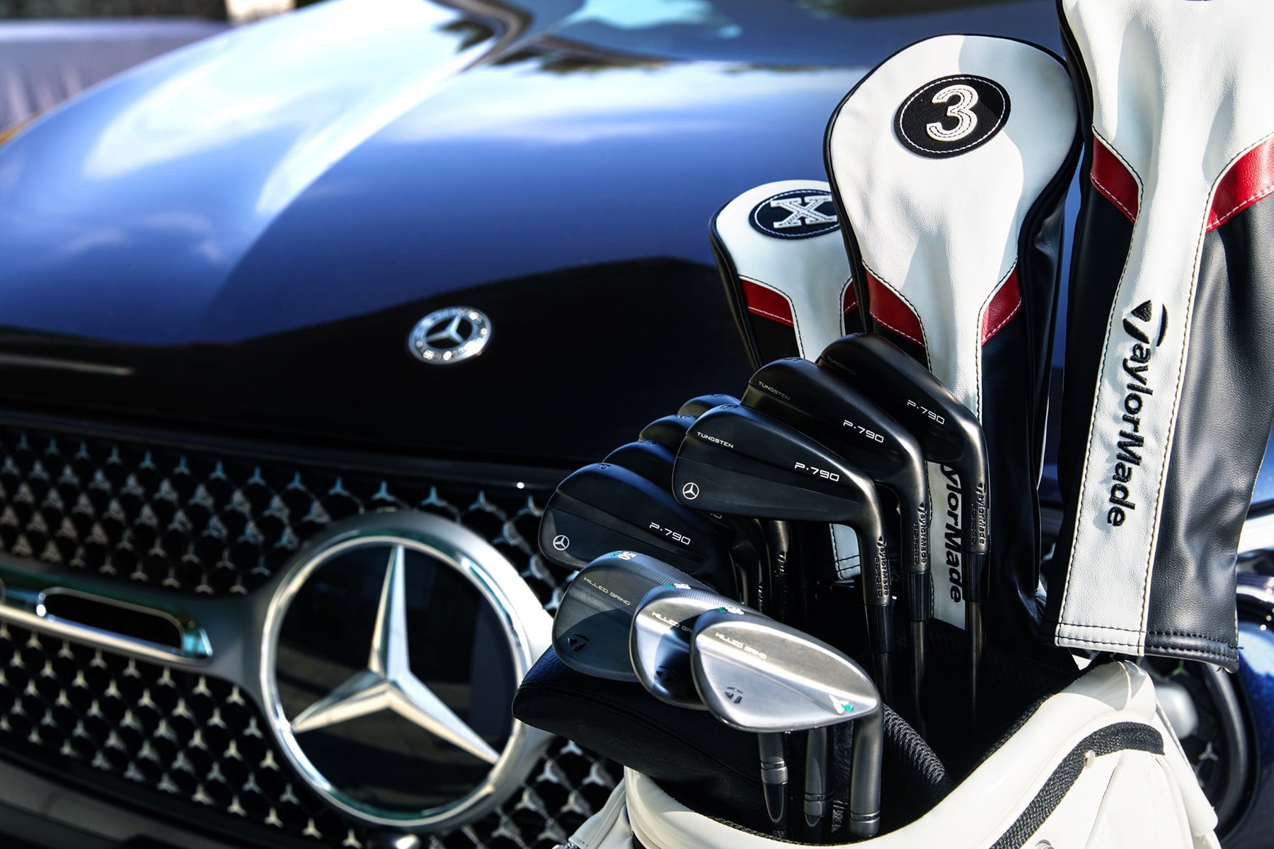 메르세데스-벤츠 코리아, 골프 브랜드 테일러메이드와 협업해 만든 아이언 세트 1,000개 한정 판매해