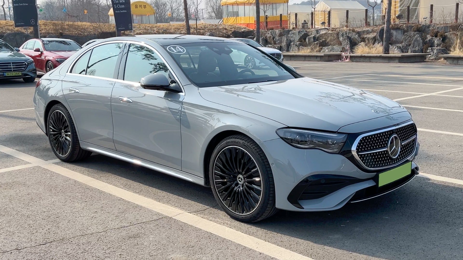 [영상-첫 시승] 메르세데스-벤츠 E 300 4MATIC AMG 라인