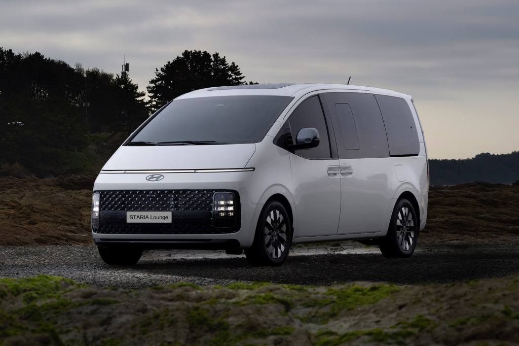 [새 차] 2024년형 현대 스타리아 – 1.6 터보 하이브리드 라인업에&nbsp;추가