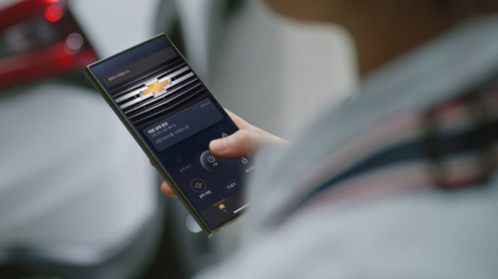 [새 서비스] GM 온스타 – 24년 역사의 GM 글로벌 커넥티비티 서비스, 25년형 트랙스 크로스오버부터 단계적으로 새 차에&nbsp;제공