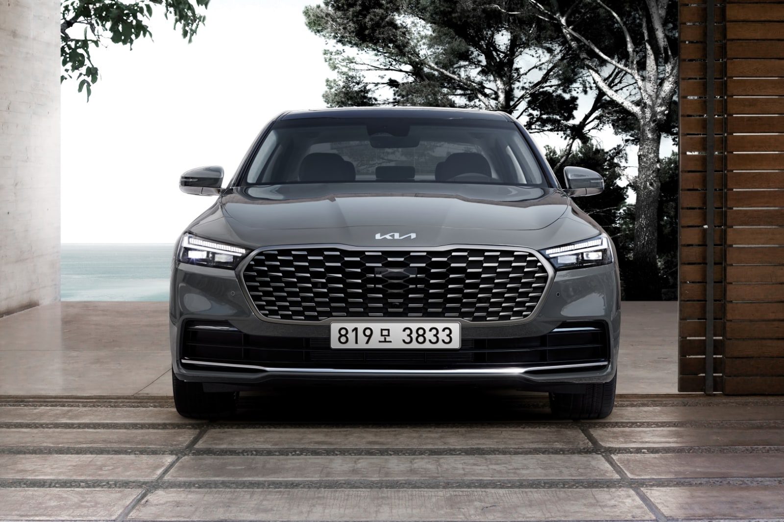 [새 차] 기아 The 2024 K9 – 내외장 디자인 손질하고 새 편의 사항 추가해