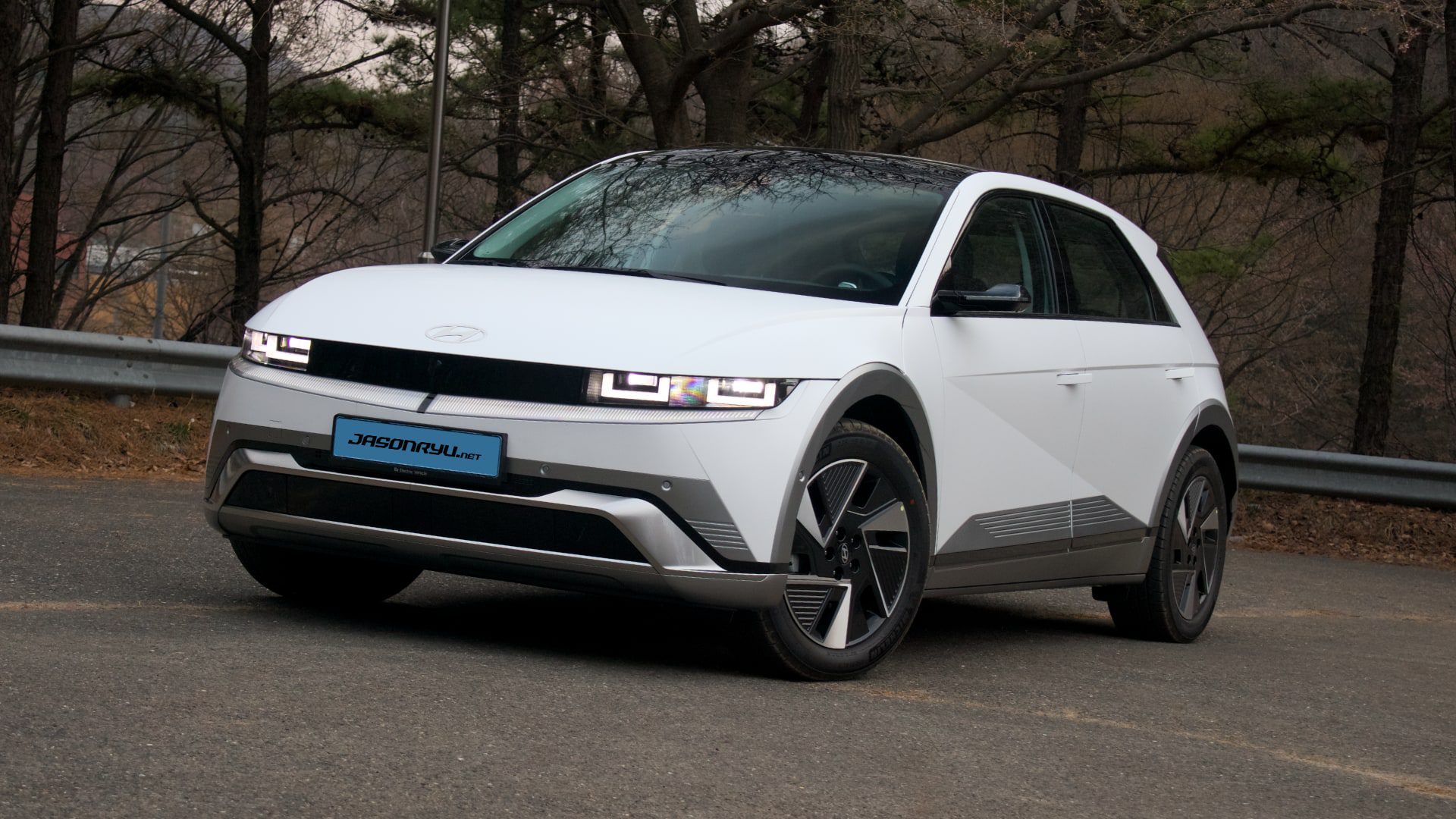 [영상-일반 도로 시승] 부분 변경한 현대 아이오닉 5 롱 레인지 2WD 프레스티지