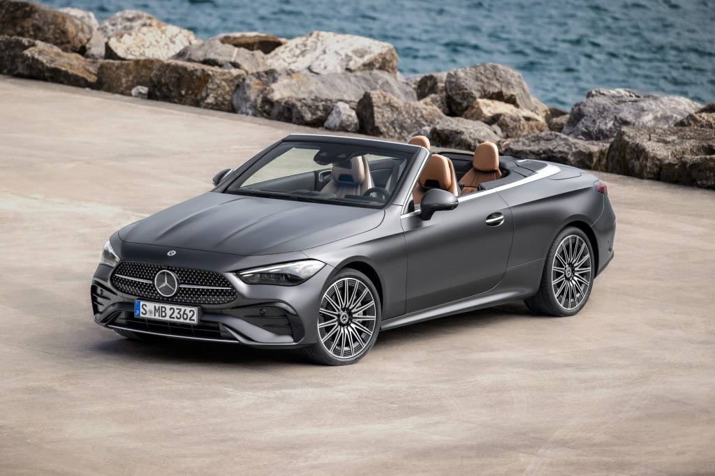 [새 차] 디 올-뉴 메르세데스-벤츠 CLE 카브리올레 – 쾌적한 오픈 드라이빙 추구한 중형 소프트톱&nbsp;컨버터블