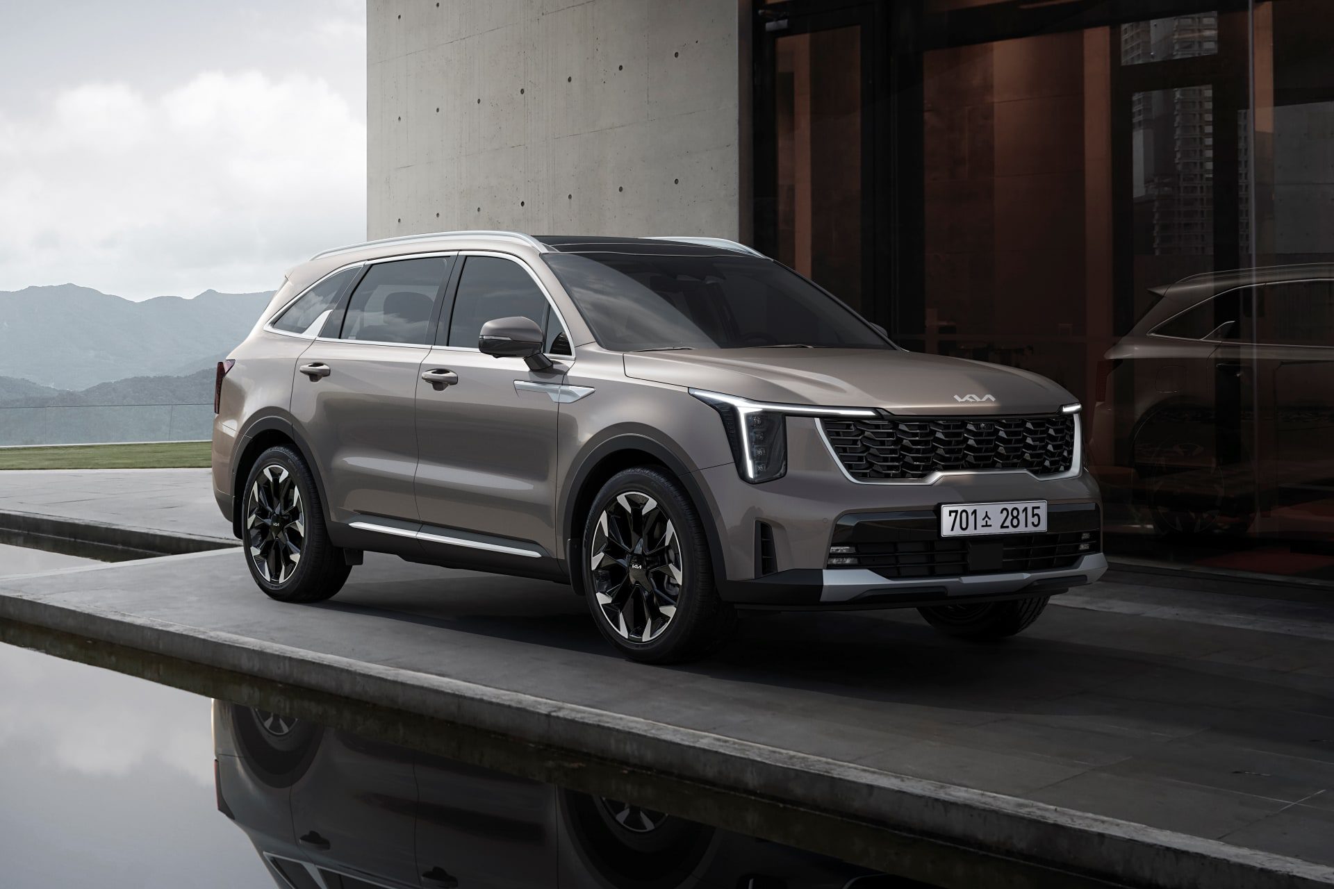 [새 차] 기아 The 2025 쏘렌토 – 기본 및 선택 사항 일부 조정한 연식 변경 모델