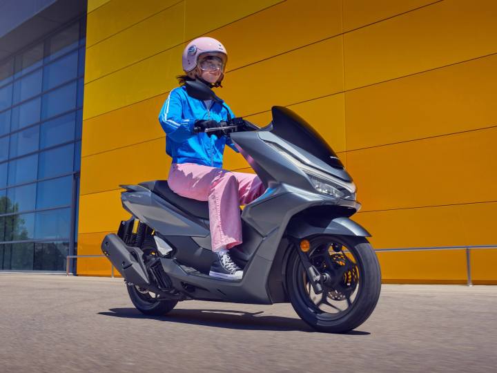 2025 혼다 PCX / 2025 Honda PCX 125