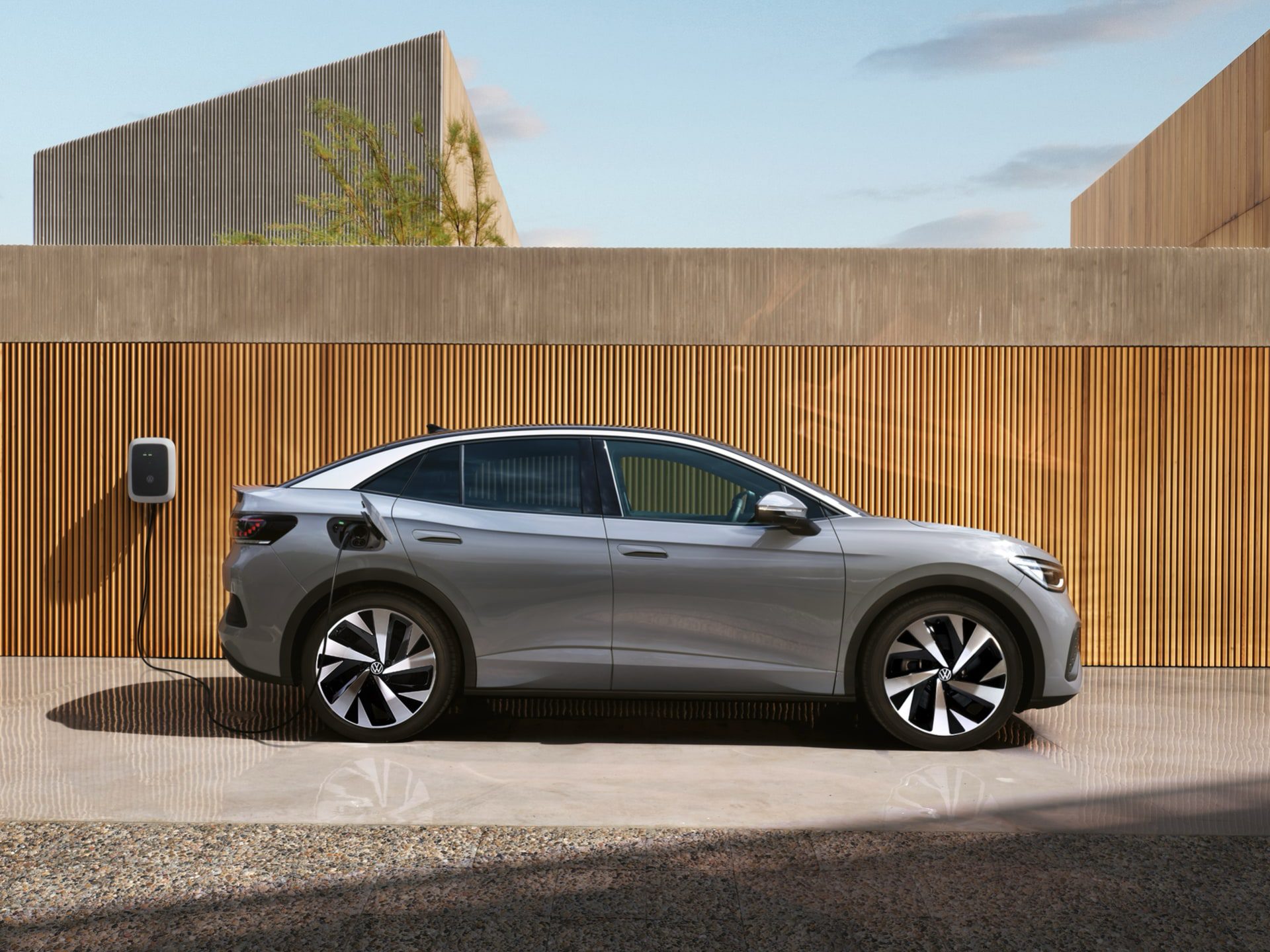 [출시임박] 폭스바겐 ID.5 – 전기 SUV ID.4의 쿠페형 쌍둥이, ’25년 상반기 국내 출시 확정