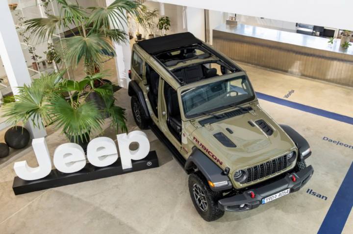 2025 지프 랭글러 '41 에디션 / 2025 Jeep Wrangler '41 Edition