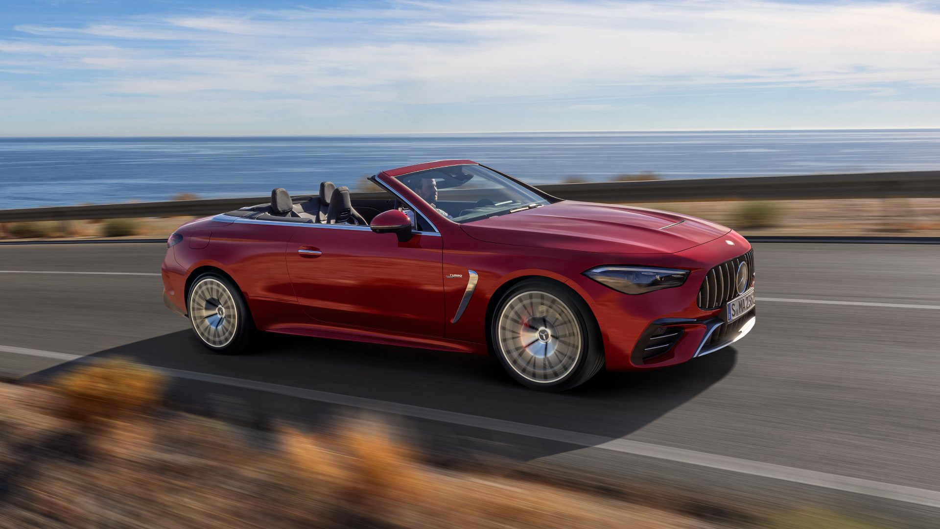 [새 차] 449마력 고성능 2도어 컨버터블, 메르세데스-AMG CLE 53 4MATIC+ 카브리올레