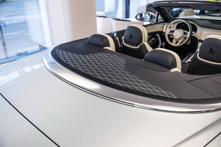 2025 Bentley Continental GTC Mulliner / 2025 벤틀리 컨티넨탈 GTC 뮬리너