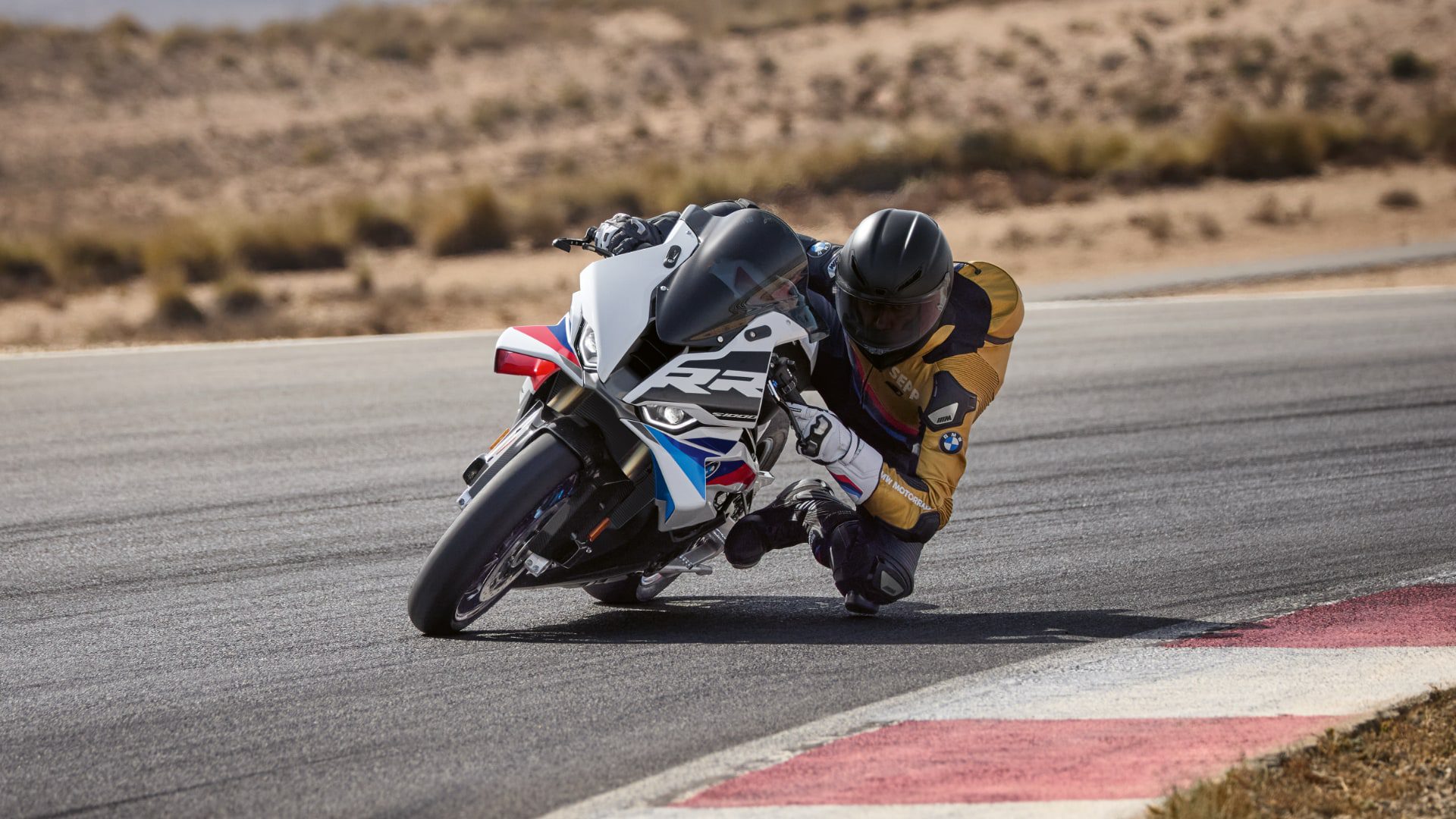 [새 바이크] 공력 성능 강화하고 편의성 개선한 슈퍼 스포츠 모터사이클, BMW 뉴 S 1000 RR