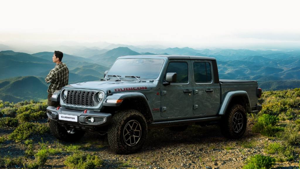 [새 차] 고릴라 글래스 전면 유리, 12.3인치 터치스크린 새로 단 지프 뉴&nbsp;글래디에이터