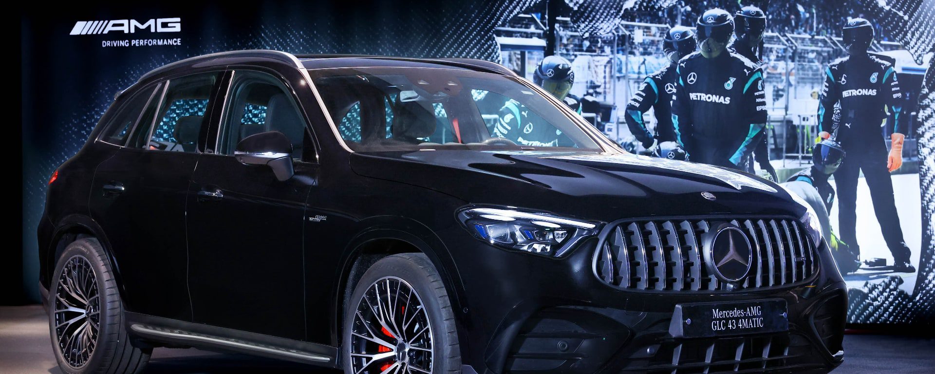 [새 차] 검은색 차체와 차별화된 꾸밈새 갖춘 10대 한정 판매 – 메르세데스-AMG GLC 43 4MATIC ‘AMG 한성 ...