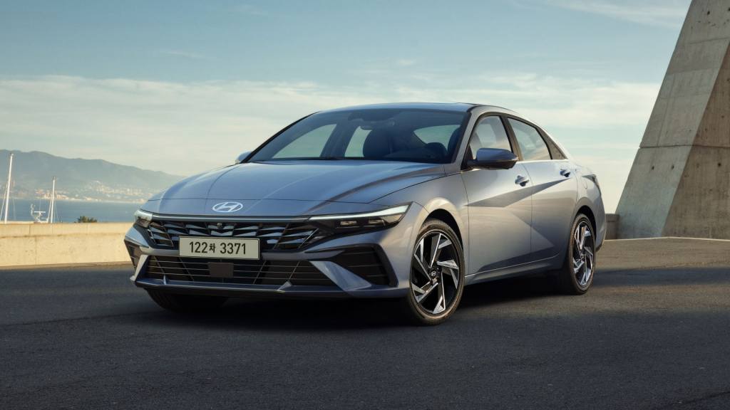 [새 차] 모델에 따라 기본항목 및 트림 조정한 현대 2026&nbsp;아반떼