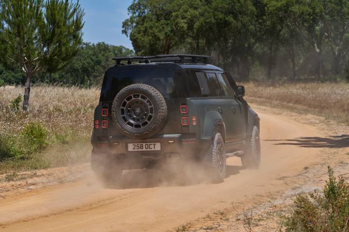 2025 Defender OCTA / 2025 올 뉴 디펜더 OCTA