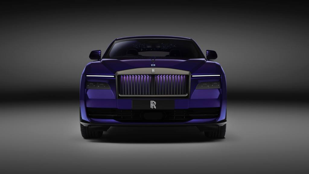 [국내 첫 공개] 브랜드 역사상 가장 강력한 전기 쿠페, 롤스로이스 블랙 배지&nbsp;스펙터