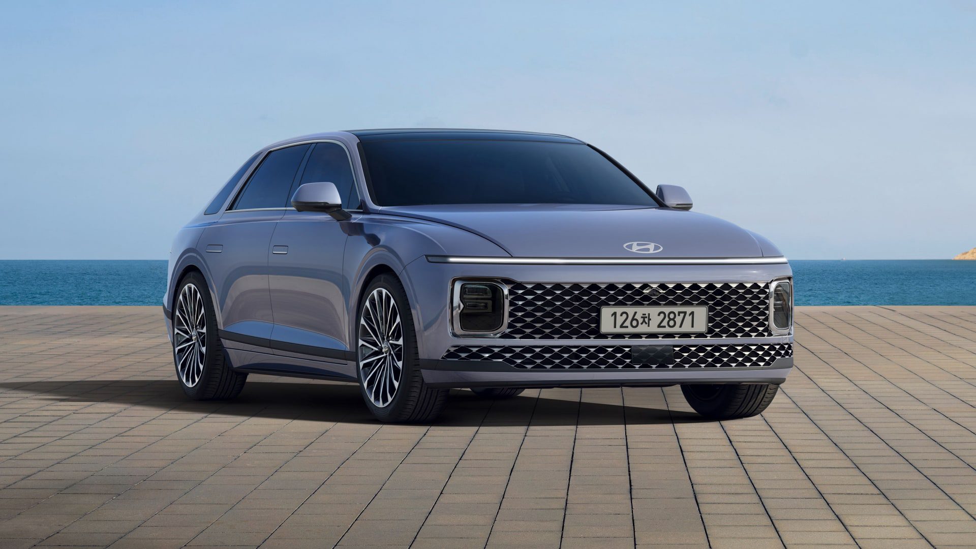 [새 차] 트림별 기본사항 늘리고 중상위 ‘아너스’ 트림 더해 – 현대 2026 그랜저