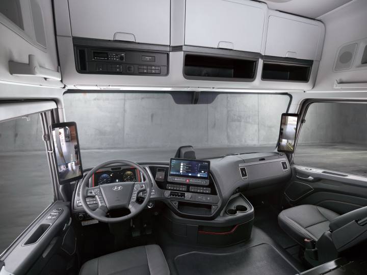 2025 Hyundai Xcient / 2025 현대 엑시언트