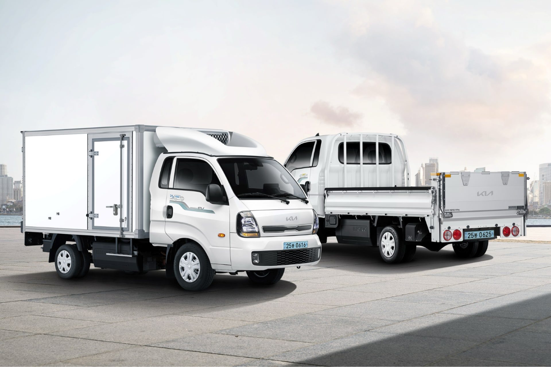 [새 트럭] 개선된 봉고 III EV 바탕의 특장 모델 – 기아 The 2025 봉고 III EV 특장차