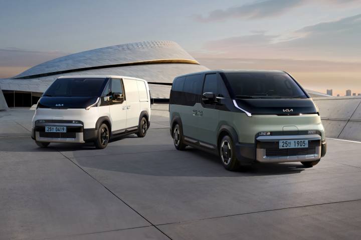 2025 기아 PV5 카고 및 패신저 / 2025 Kia PV5 Cargo and Passenger