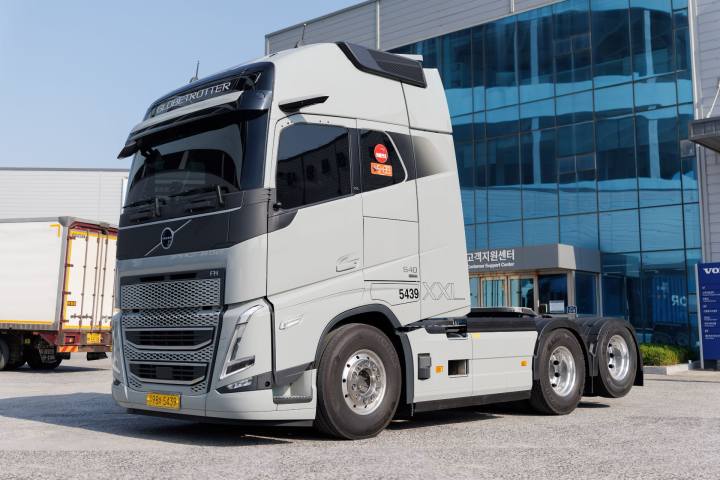 2025 볼보 FH 글로브트로터 XXL 캡 / 2025 Volvo FH Globetrotter XXL Cab