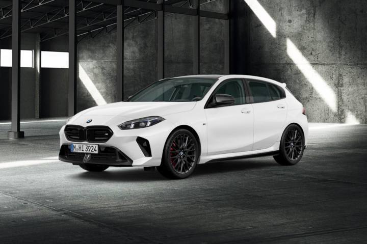 2025 BMW M135 xDrive Pro First Edition / 2025 BMW M135 xDrive 프로 퍼스트 에디션