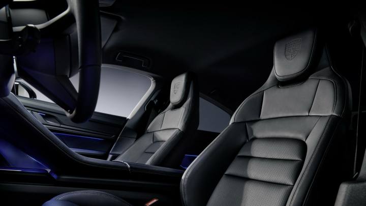 2025 Porsche Taycan 4S Black Edition / 2025 포르쉐 타이칸 4S 블랙 에디션