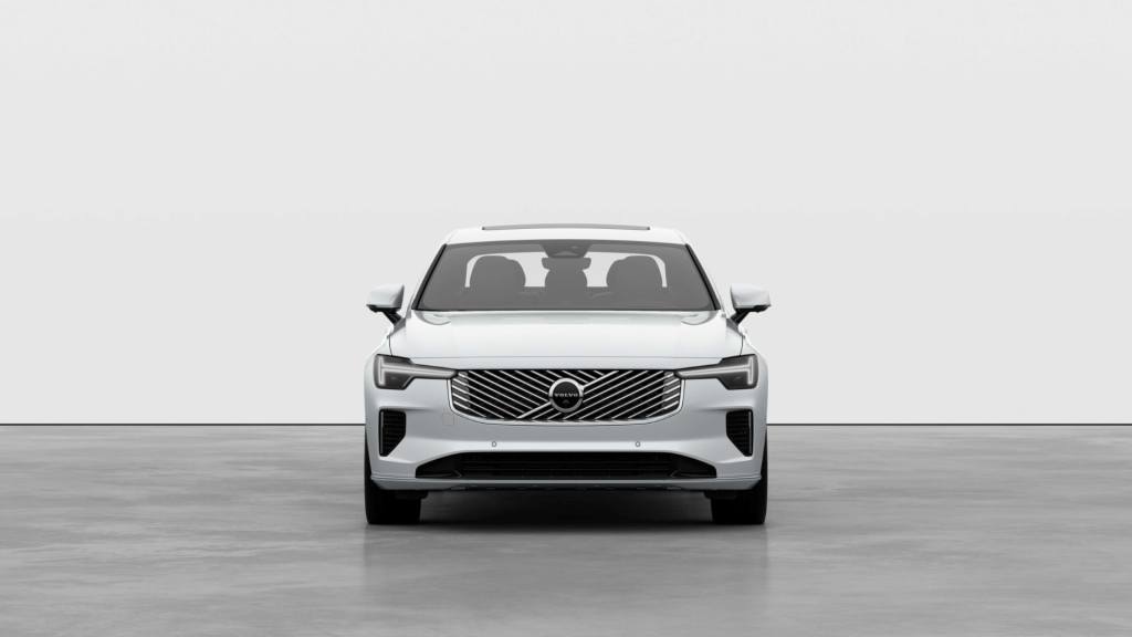 [새 차] 신형 S90 B5 울트라에 후륜 에어 서스펜션 더한 볼보 S90 런치&nbsp;에디션