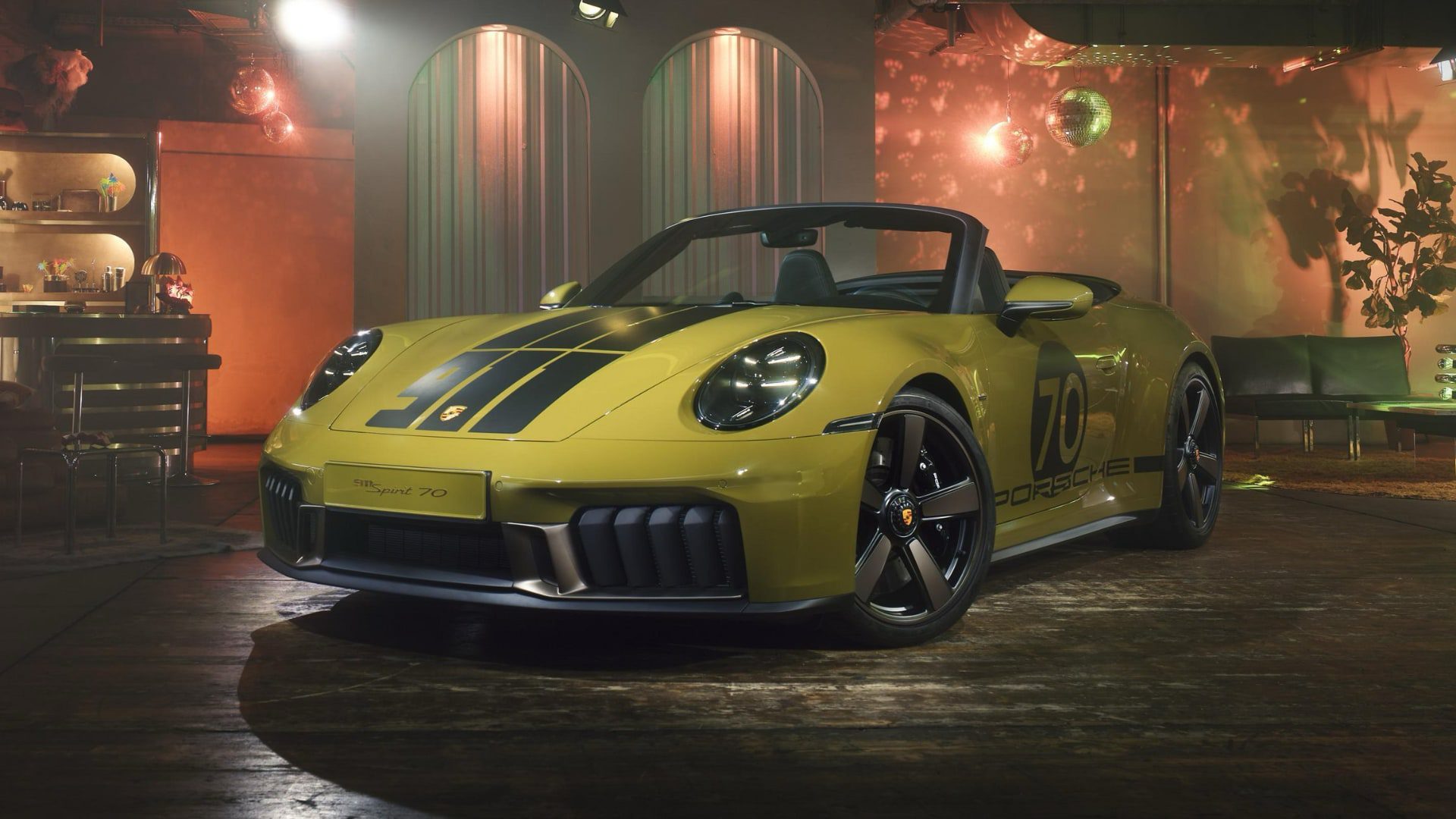 [첫 공개] 1970년대 감성 반영해 브랜드 헤리티지 강조한 포르쉐 911 스피릿 70