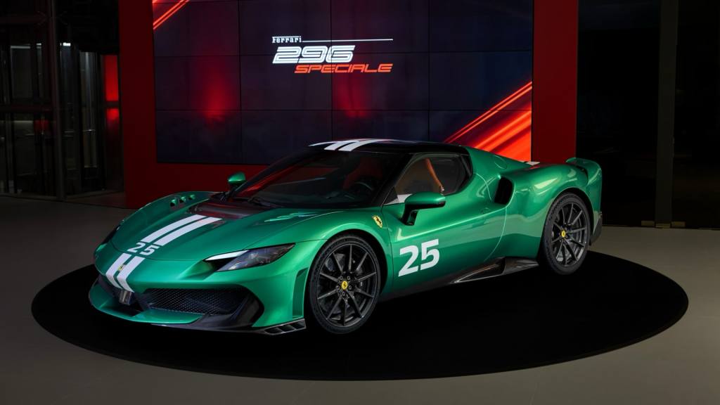 [첫 공개] 페라리, V6 PHEV 스페셜 모델 ‘296 스페치알레’ 국내&nbsp;공개