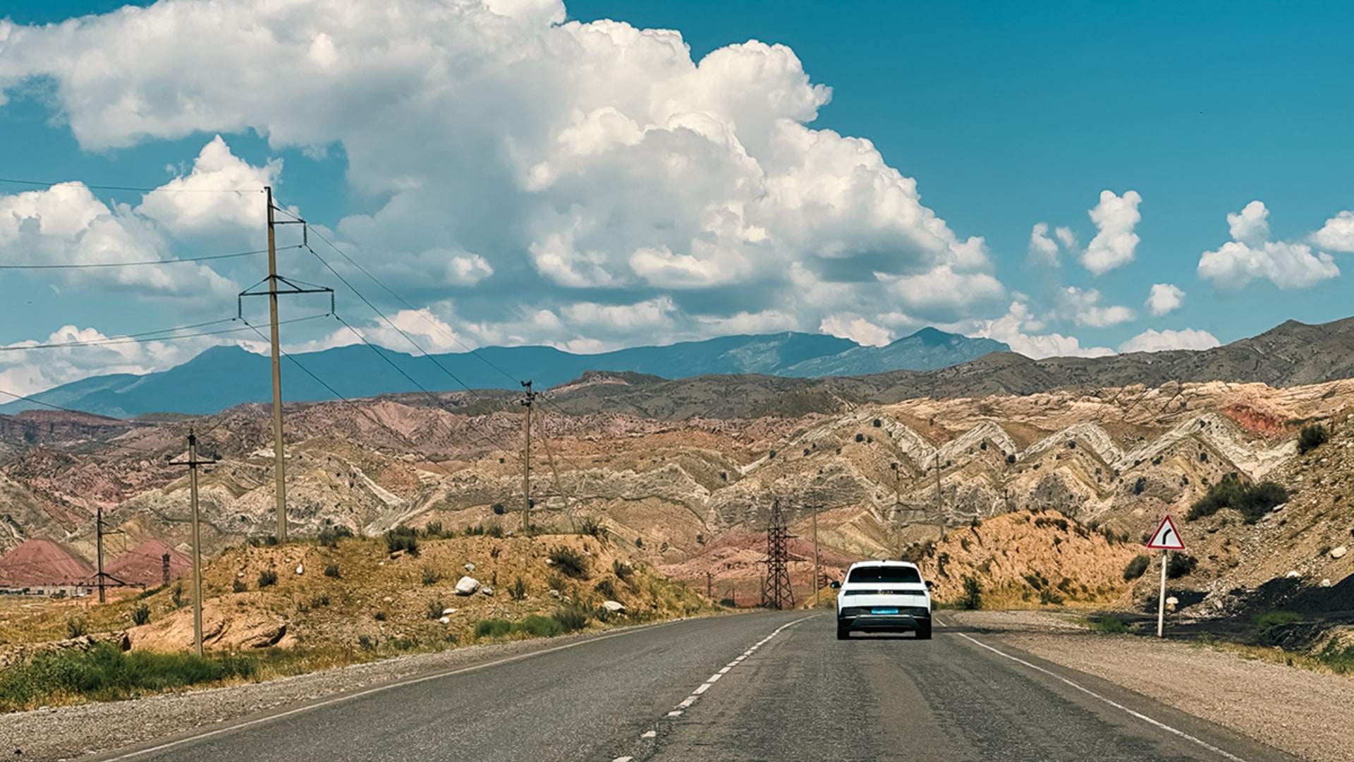 [영화감상평] 송송송 가족여행: 전기차 지구횡단