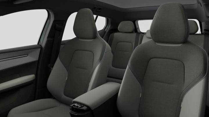 2025 Volvo EX30 Cross Country / 2025 볼보 EX30 크로스 컨트리