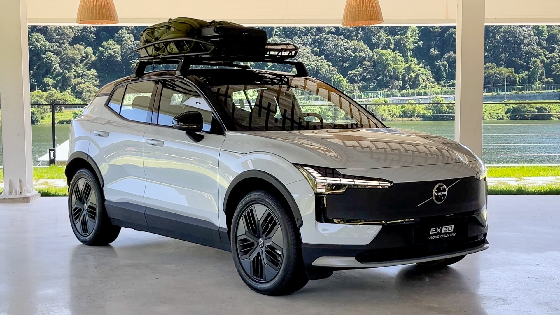 [영상-시승] 볼보 EX30 크로스컨트리 – 이동희×류청희 56분 무차별 시승 토크