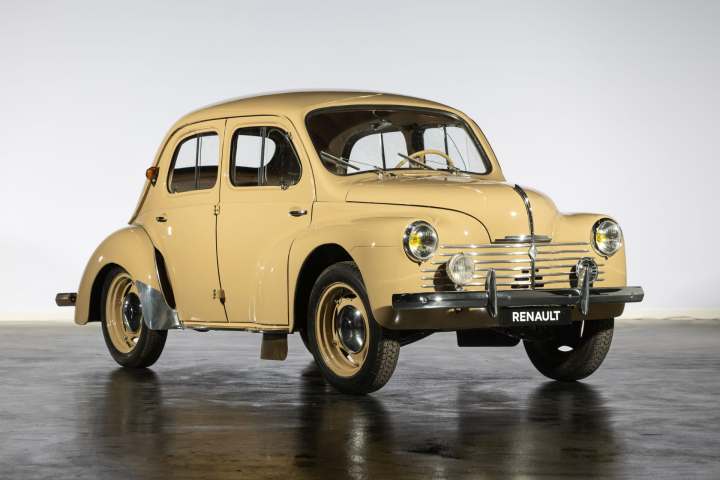 1946 Renault 4CV / 1946 르노 4CV