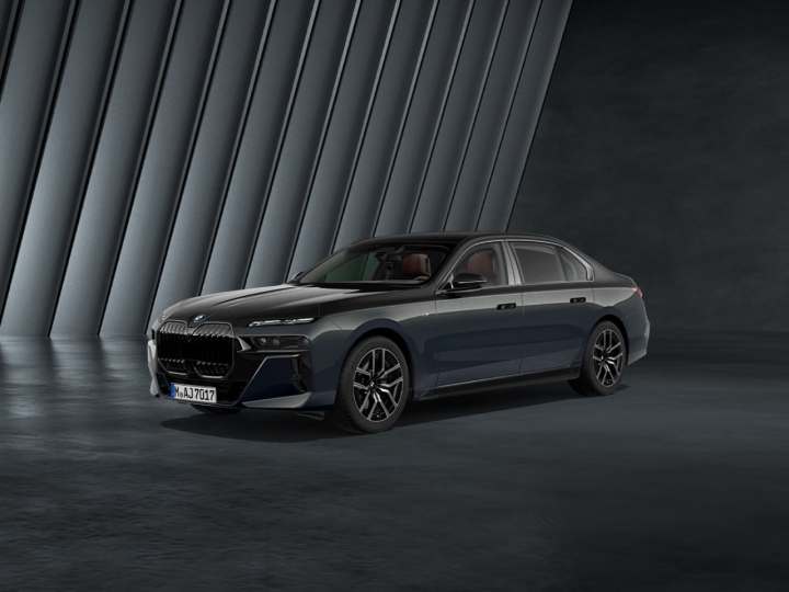 BMW 740i xDrive M 스포츠 프로 인디비주얼 투톤 드라빗 그레이 에디션