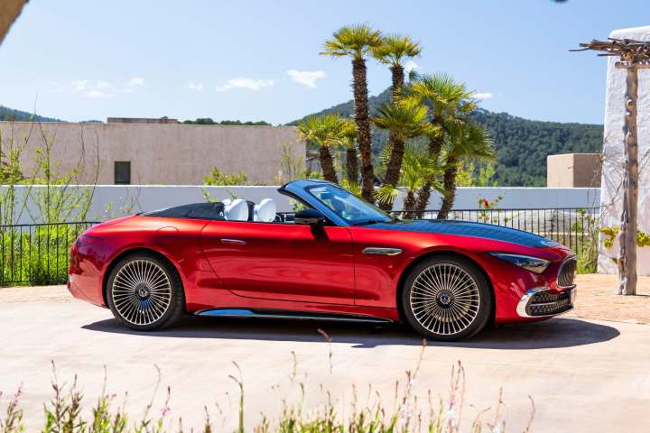 2025 Mercedes-Maybach SL 680 / 2025 메르세데스-마이바흐 SL 680