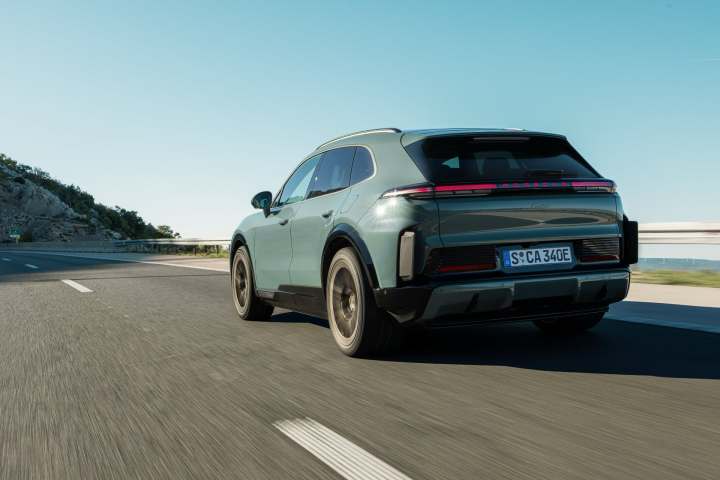 2026 Porsche Cayenne Turbo Electric / 2026 포르쉐 카이엔 터보 일렉트릭