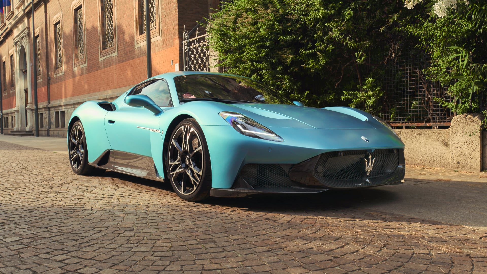 마세라티, 슈퍼 스포츠카 ‘MC푸라’ 국내 첫 공개…사전 주문 시작해