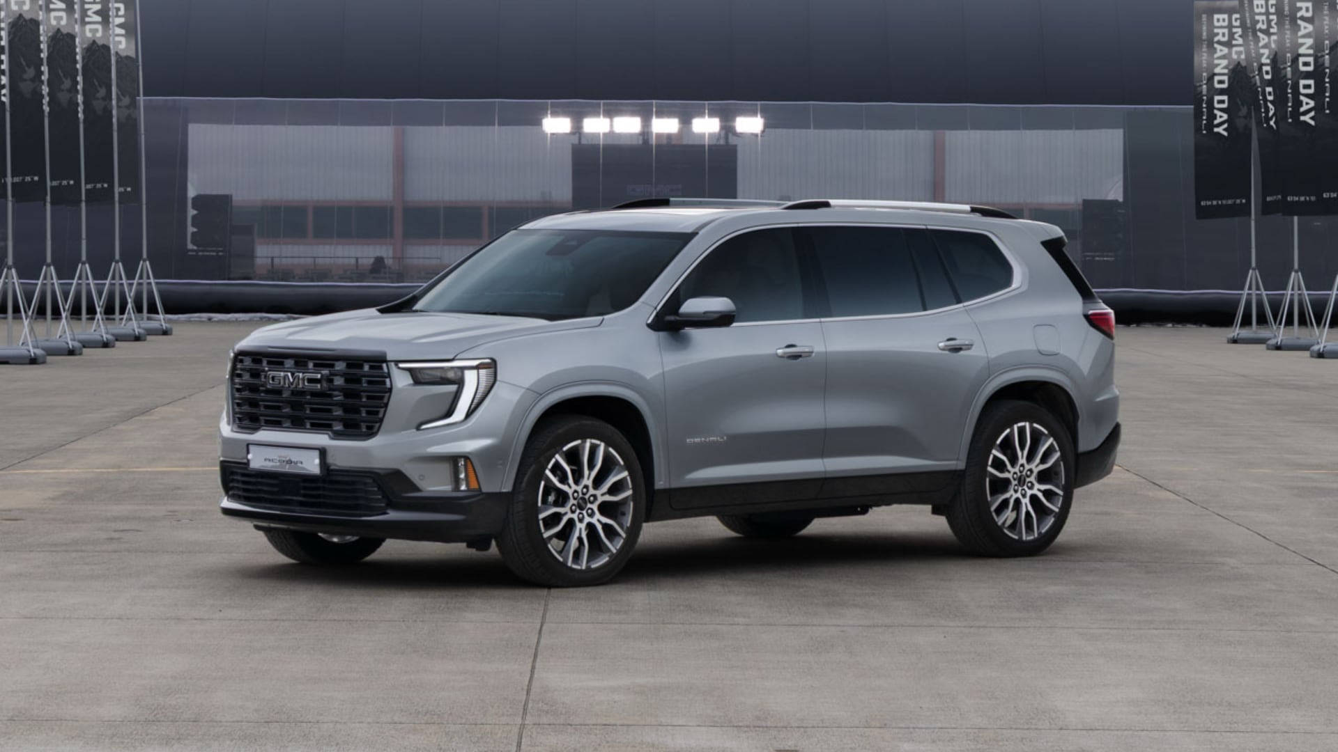 GMC 아카디아 출시…국내 첫 선 보이는 GMC 브랜드 3열 7인승 대형 SUV