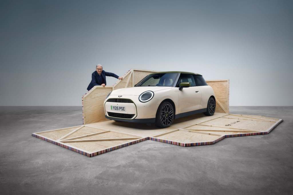 2026 Mini Cooper SE Paul Smith Edition - 2026 디 올-일렉트릭 미니 쿠퍼 SE 폴 스미스 에디션