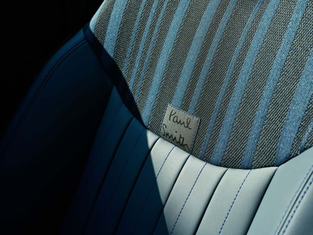 2026 Mini Cooper SE Paul Smith Edition - 2026 디 올-일렉트릭 미니 쿠퍼 SE 폴 스미스 에디션