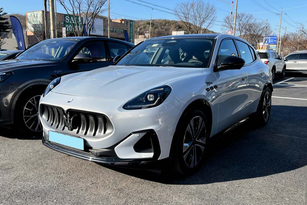 2026 Maserati Grecale Folgore / 2026 마세라티 그레칼레 폴고레
