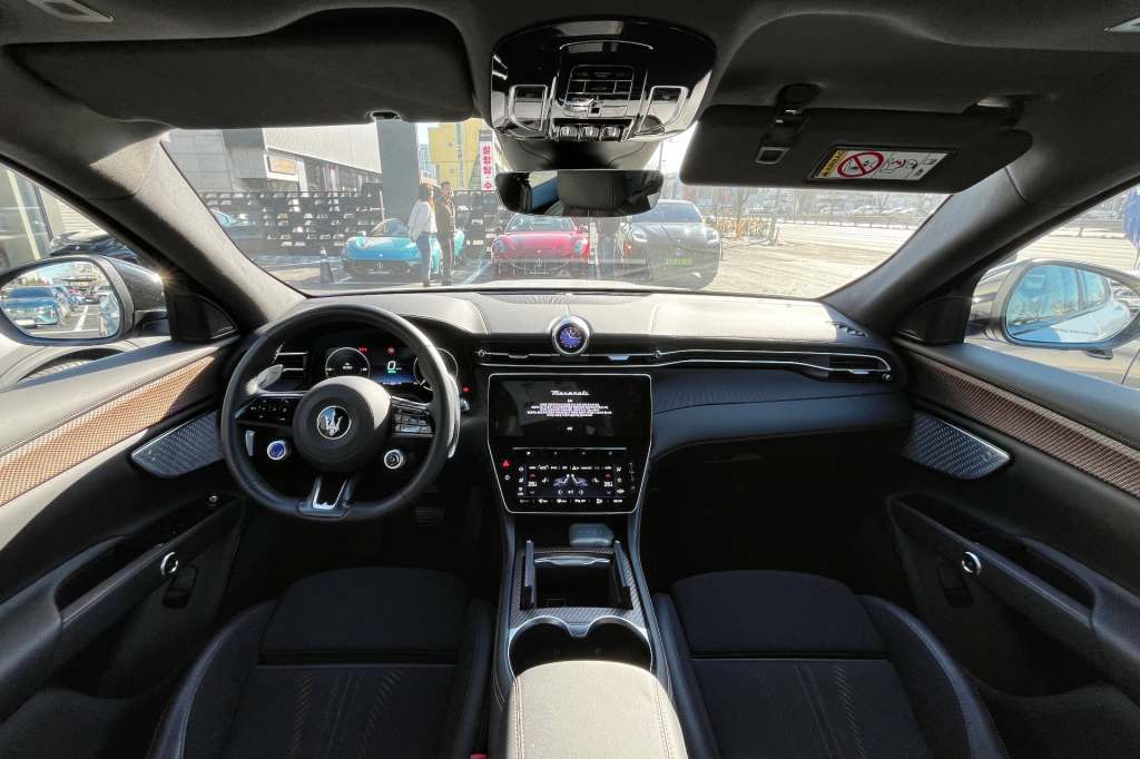 2026 Maserati Grecale Folgore / 2026 마세라티 그레칼레 폴고레