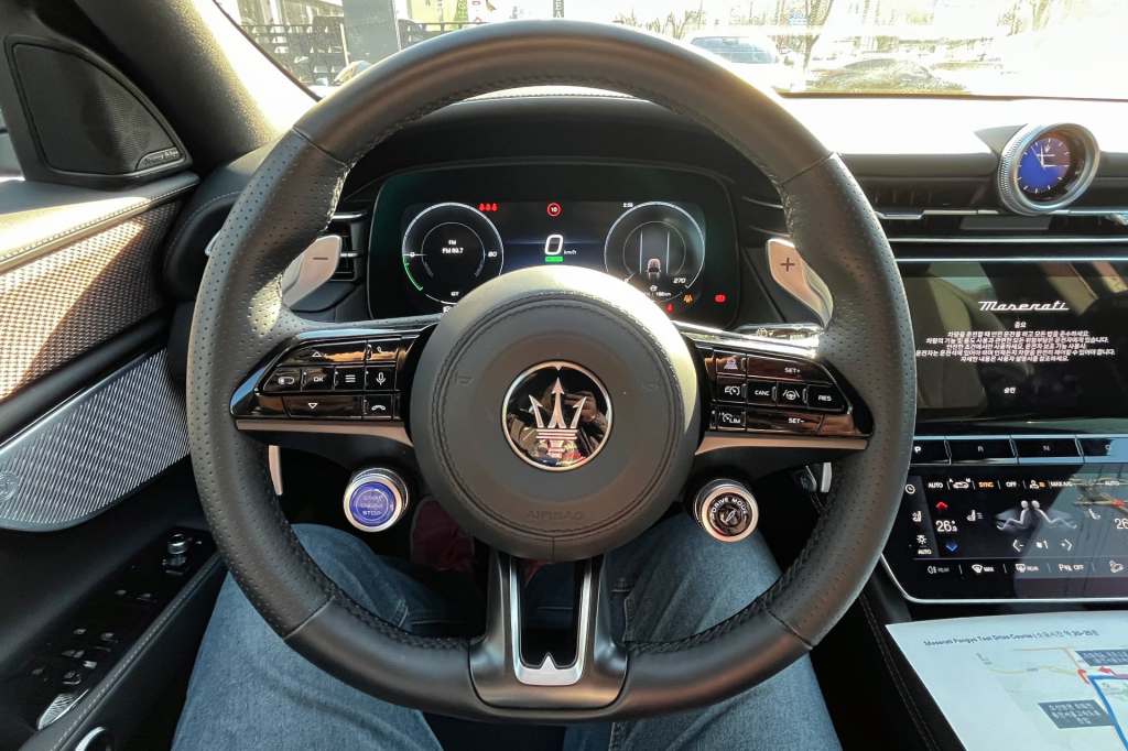 2026 Maserati Grecale Folgore / 2026 마세라티 그레칼레 폴고레