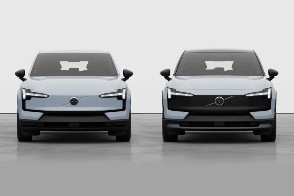 볼보자동차코리아, 3월 1일부터 소형 전기 SUV EX30 및 EX30CC 최대 16% 값 내려&nbsp;판매