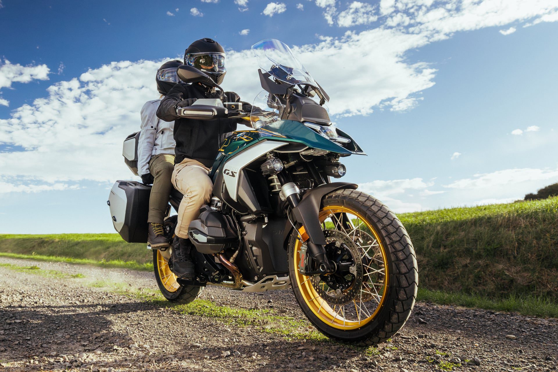 미쉐린, 모터사이클용 ‘아나키 어드벤처 2’ 타이어 출시…온・오프로드 주행 모두 고려해 접지력과 수명 강화하고 소음 줄여